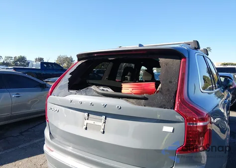 2023 Volvo Xc90 Recharge Plug-In Hybrid T8 Ultimate Bright Theme 7-Seater из США, поврежденный, VIN YV4H60CA4P1993834